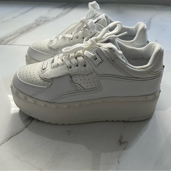 Valentino Garavani Freedots XL leather sneakers- Size 36; Excellent Condition - Picture 4 of 13